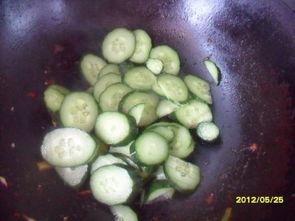 兰瓜叶尖怎么吃才好吃视频,兰瓜叶尖的多样美味烹饪法揭秘