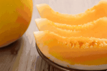 吃冰淇淋蜜瓜视频,冰淇淋蜜瓜视频，尽享冰甜美味时光